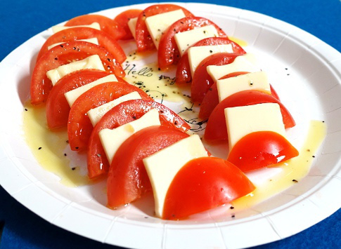 定番からオシャレな一皿まで トマトがアクセントの洋食pecchin Webコンサルティング 株式会社ペンシル