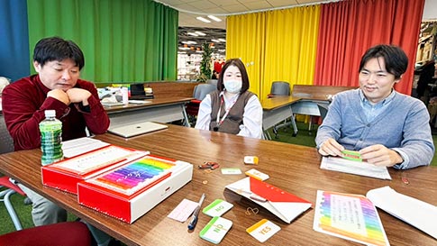 DAY2:オリジナルゲームでアンコンシャス・バイアスや文化の違いを体感!